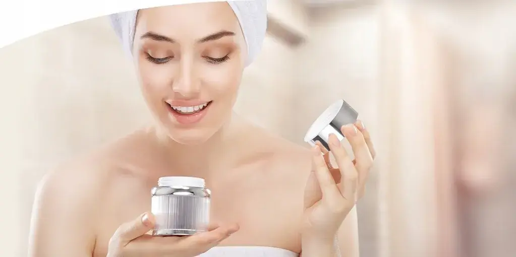 Biotaniqe age control bioaktywne serum rewitalizujące dla pięknej skóry