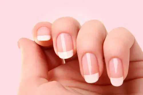 Czy manicure japoński niszczy paznokcie? Oto prawda o jego wpływie