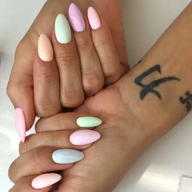 Zdjęcie Jak zrobić manicure hybrydowy - krok po kroku bez błędów