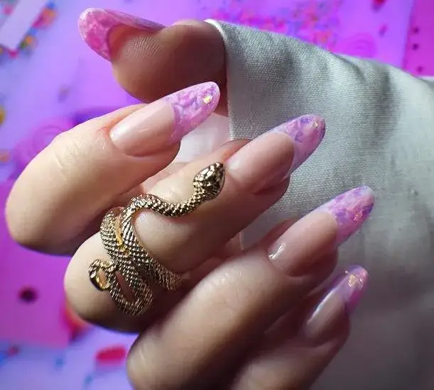 Zdjęcie Jaki manicure na wesele? Najlepsze trendy i inspiracje na wyjątkowy dzień